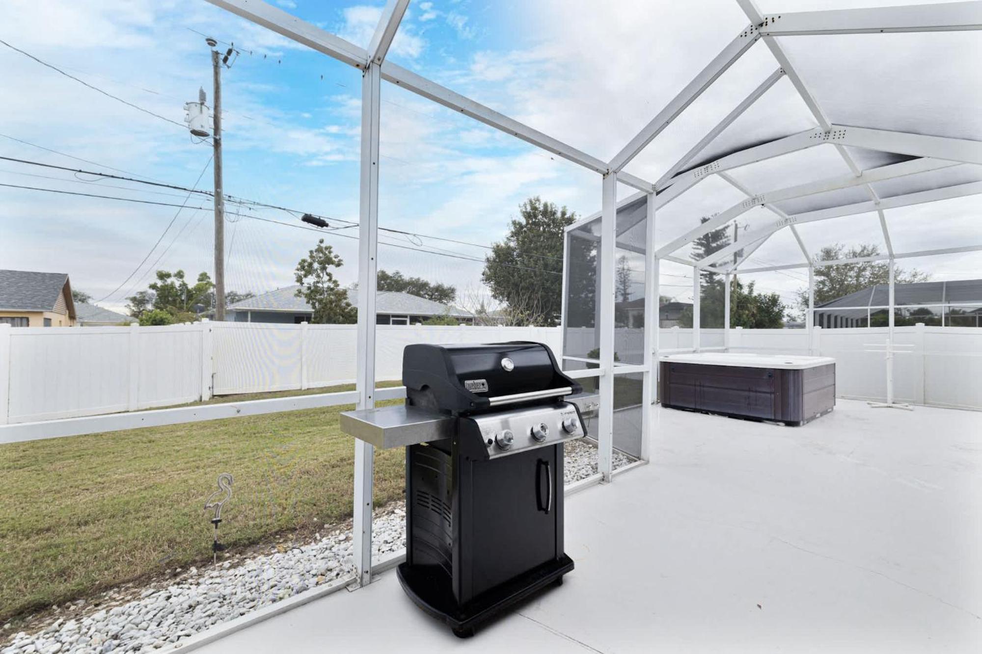 Endless Summer Retreat Jacuzzi 3Kingbed Airhockey Cape Coral Dış mekan fotoğraf